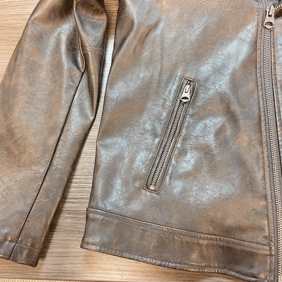 Levi's Vegan Leather Moto Jacket (M-L) - Picture 7 of 12